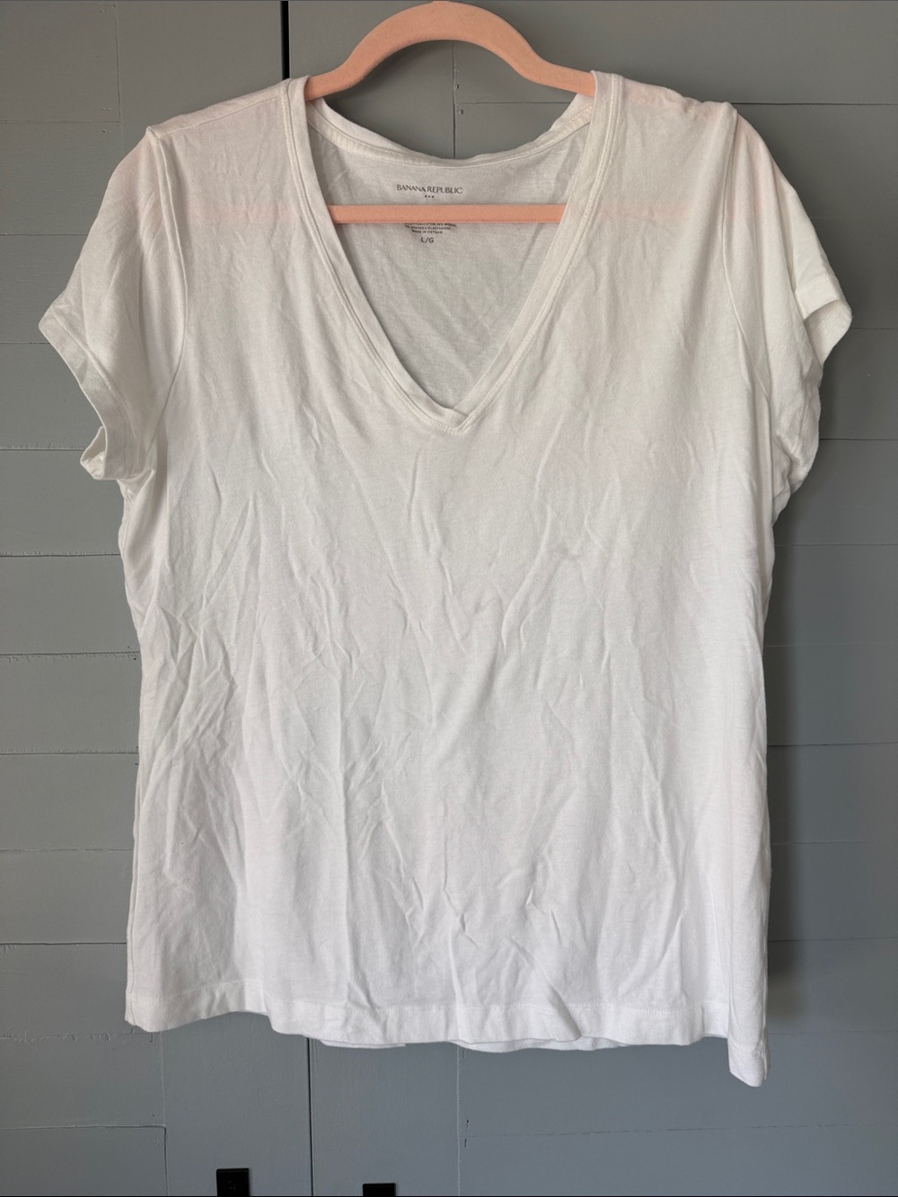 Banana Republic V-Neck Tee Pack - White, Red, Gray, Navy - Picture 6 of 6